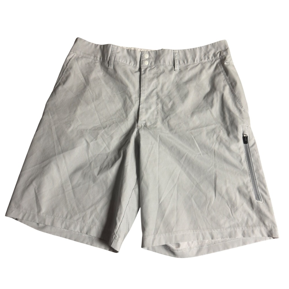 Champion C9 Mens Golf Shorts Gray White Pinstripe Performance Size 36 Zipper Pkt